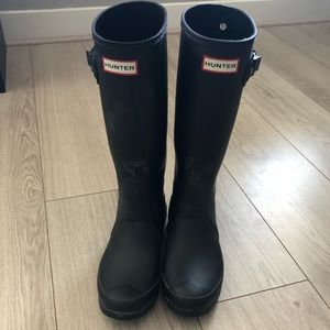 Hunter Huntress Wider Calf Rain Boot